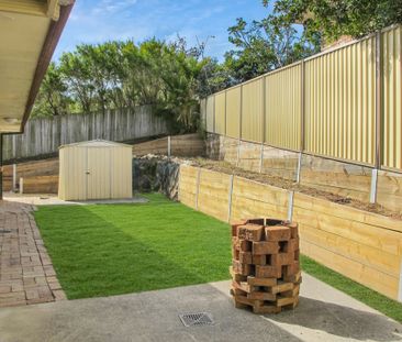 FAMILY HOME WITH POOL - Photo 6