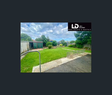 Charming Family Home in the Heart of Newcomb - Photo 3