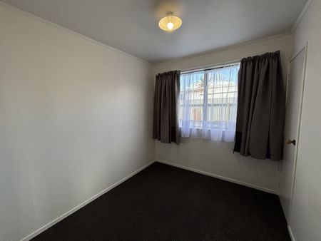 Unit 2, 25 Coombe Avenue, Otara, Auckland - Photo 2