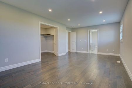 Property For Lease | E9235634 - Photo 5