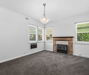 Spacious Family Living in Leafy Foothills Location - Photo 2