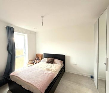 3 bedroom end of terrace house to rent - Photo 6