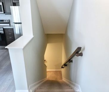 For Lease - 500 Eldorado Private Unit# C, Kanata, Ontario - Photo 1