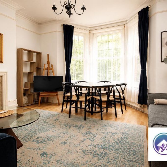 3 Bedroom Flat To Rent - Photo 1