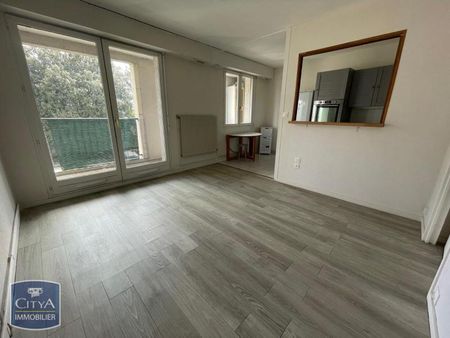 Location Appartement 1 pièce 33m² BLOIS 41000 - Photo 2