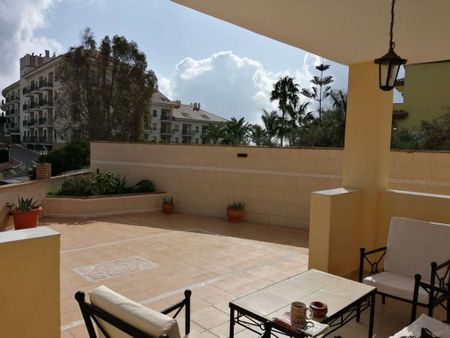 5 room luxury House for rent in Benalmádena, Andalusia - Photo 4