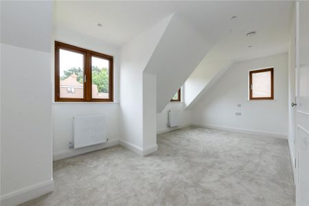 4 bedroom detached house to rent - Photo 4