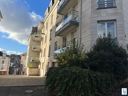 Location Appartement 1 pièce 27m² - Photo 4
