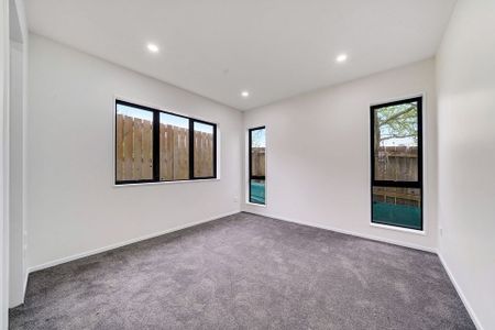 Good Quality and Big, 4 Bedroom - Brand New Home - Photo 4