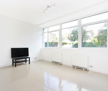 1 Bed Flat, Kersfield House, SW15 - Photo 1