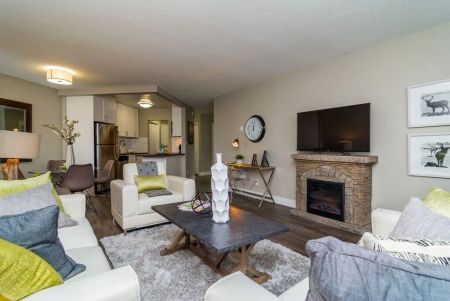 Tower West - Photo 2