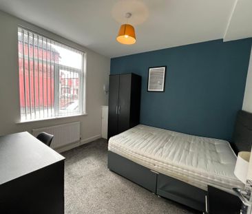 Annie Street, Salford - Photo 1