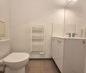 Location Appartement 1 pièce 22m² LA ROCHELLE 17000 - Photo 2