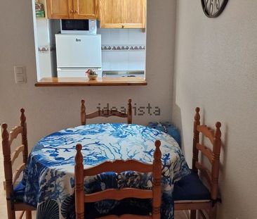 Alquiler de piso en Calle los Gases, 20 - Photo 1