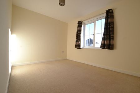 2 Bed Flat, Waggon Road, LS10 - Photo 4