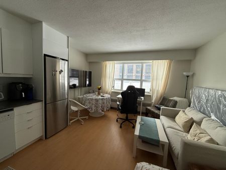 222 Maclaren - Photo 3