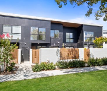 3/3 Lowrie Street, Dickson ACT 2602 - Townhouse For Rent | Domain - Photo 1