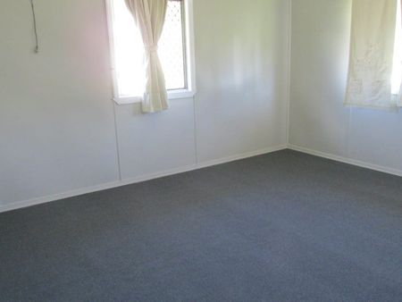 1 Courtice Street Street, Walkervale, QLD 4670 - Photo 5