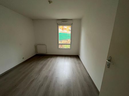 Location Appartement 3 pièces 64m² ALBI 81000 - Photo 3