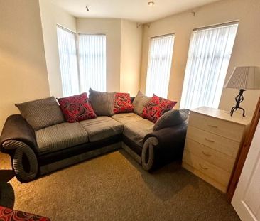 1 Donegall Avenue, BT126LS, Belfast - Photo 2