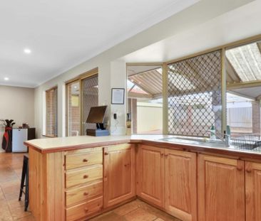 4x2 Home for Rent - Your Dream Haven Awaits! - Photo 2