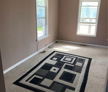 For Lease - 256 East Main Street Unit# upper, Welland, Ontario - Photo 4