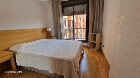 Apartamento de alquiler en Calle de Samaniego, 12, Rejas - Photo 3