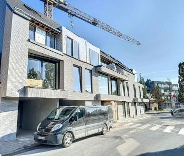 Uitzonderlijk ruime duplex met 2 slaapkamers en groot terras - Foto 3