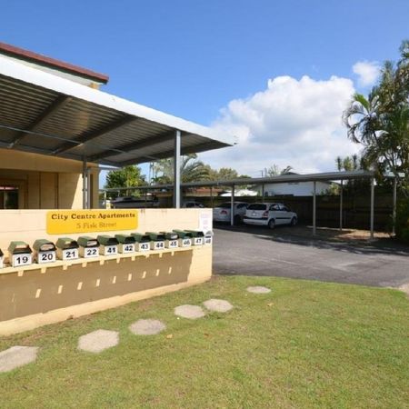 PARTLY FURNISHED UNIT CLOSE TO TOWN! - Photo 4