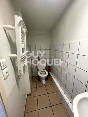 : Appartement 30 m² à ROCHE LA MOLIERE - Photo 1