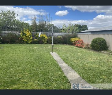3 Reilly Street, Springvale, Vic 3171 - Photo 5