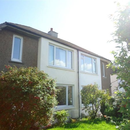 2 bedroom end of terrace house to rent - Photo 4