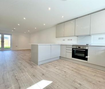 2 bedroom terraced house to rent - Photo 6