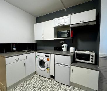 Studio to rent - Photo 4