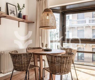 2 room luxury Apartment for rent in Madrid, Spain - Photo 1
