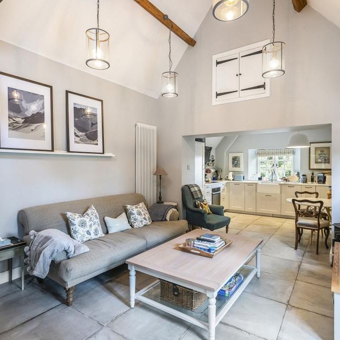 7 bedroom detached house to rent - Photo 1