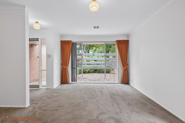 8/27 Crisp Circuit, Bruce ACT 2617 - Townhouse For Rent | Domain - Photo 1