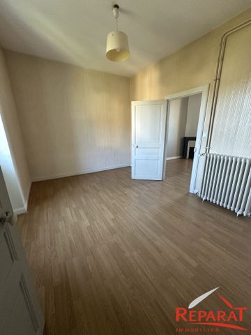 Location Appartement 4 pièces 74m² BRIVE LA GAILLARDE 19100 - Photo 2