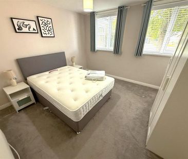 2 bedroom ground floor flat to rent - Photo 5