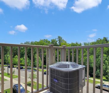 For Lease - 5585 Oscar Peterson Boulevard Unit# 2, Mississauga, Ont... - Photo 4