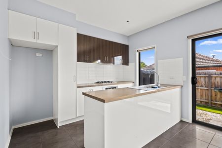 4A Probus Street, Ivanhoe VIC 3079 - Photo 2