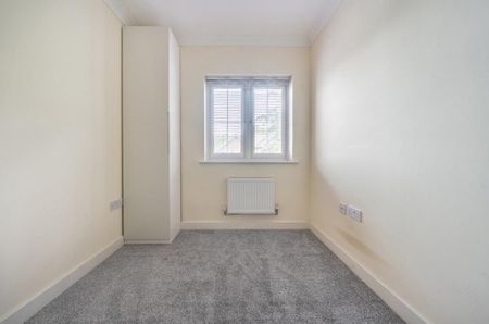3 bedroom detached house to rent - Photo 5