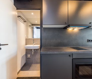 Te huur: Appartement Burgemeester Michiels van Kessenichpassage in ... - Photo 5