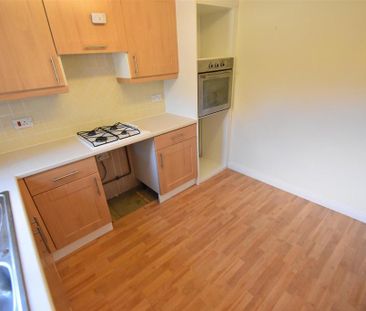 2 bedroom flat to rent - Photo 6