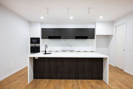 209 Sculthorpe Avenue, Whitlam - Photo 3