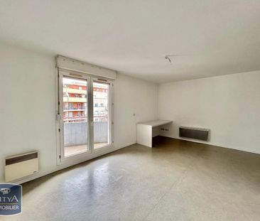 Location Appartement 1 pièce 38m² ST ETIENNE 42100 - Photo 6