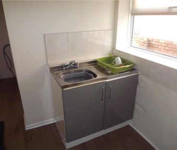 1 bedroom apartment to rent - Photo 3