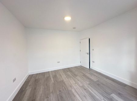 Princes Avenue, Kingsbury, NW9 - Photo 3