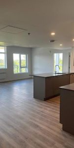 2 CH - 1 SDB - Terrebonne - $2,050 /mo - Photo 3