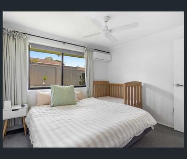 $780 per week - Photo 4